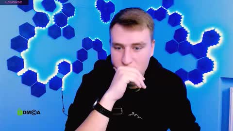 Snapshot of derek_hawk_ chatting on 12/03/25, 09:51 derek_hawk_ online show from 12/03/25, 09:51