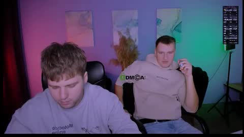 Snapshot of derek_hawk_ chatting on 12/14/25, 09:47 derek_hawk_ online show from 12/14/25, 09:47