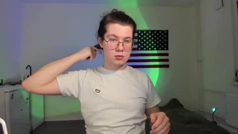 Derek online show from 12/02/25, 06:47