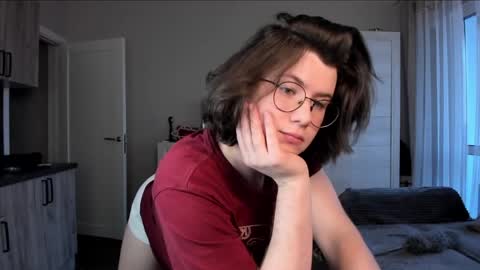 Derek online show from 04/27/26, 05:33