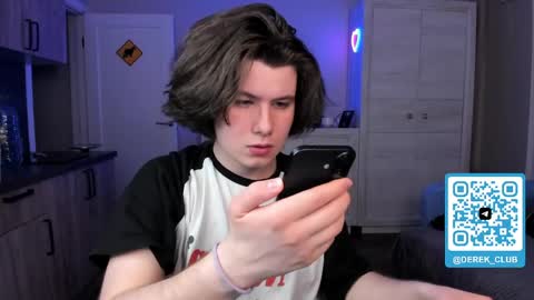 Derek online show from 05/12/26, 10:29