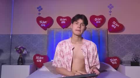 derek_sinn online show from 02/16/26, 07:43