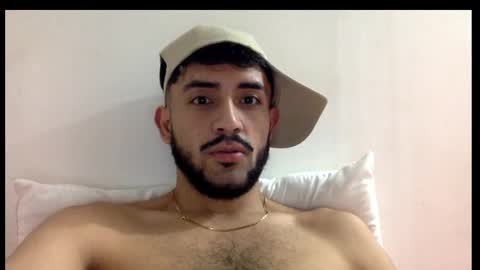 Snapshot of derek_smiith chatting on 01/26/25, 06:38 Derek smiith online show from 01/26/25, 06:38