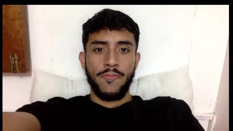 Snapshot of derek_smiith chatting on 02/14/25, 05:30 Derek smiith online show from 02/14/25, 05:30