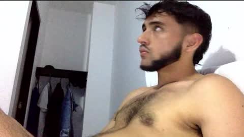 Snapshot of derek_smiith chatting on 11/17/25, 01:44 Derek smiith online show from 11/17/25, 01:44