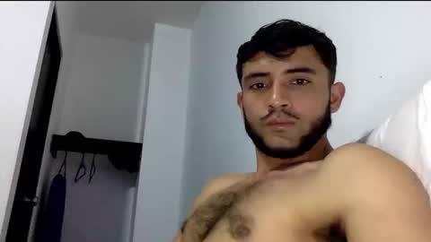 Snapshot of derek_smiith chatting on 11/17/25, 03:40 Derek smiith online show from 11/17/25, 03:40