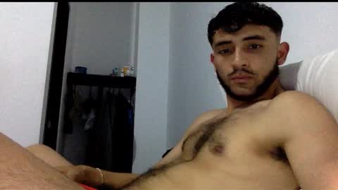 Snapshot of derek_smiith chatting on 11/20/25, 02:23 Derek smiith online show from 11/20/25, 02:23