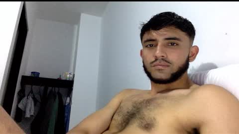 Snapshot of derek_smiith chatting on 11/21/25, 05:55 Derek smiith online show from 11/21/25, 05:55