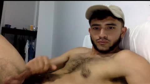 Snapshot of derek_smiith chatting on 11/25/25, 07:30 Derek smiith online show from 11/25/25, 07:30