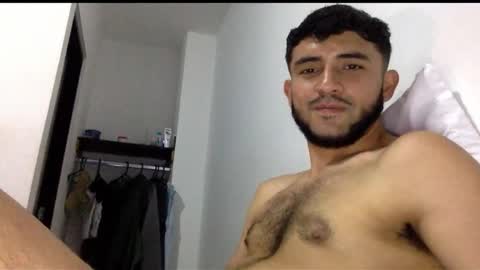 Snapshot of derek_smiith chatting on 11/25/25, 09:26 Derek smiith online show from 11/25/25, 09:26