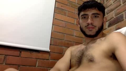 Snapshot of derek_smiith chatting on 12/04/25, 11:02 Derek smiith online show from 12/04/25, 11:02