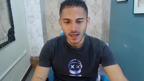 D E R E K online show from 12/04/25, 12:25