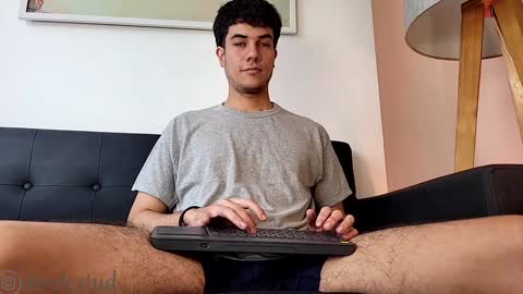 Derek independent model  online show from 12/28/24, 07:22