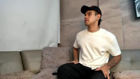 derek_voss online show from 04/12/26, 03:55