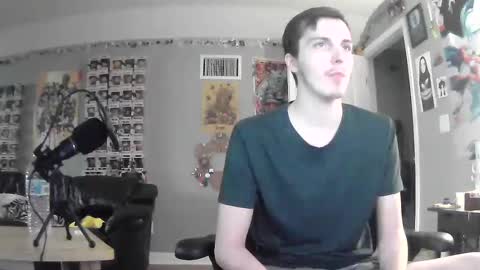 Snapshot of derekdings chatting on 12/07/24, 12:08 derekdings online show from 12/07/24, 12:08