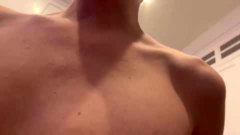 Snapshot of derekdings chatting on 12/11/24, 02:09 derekdings online show from 12/11/24, 02:09