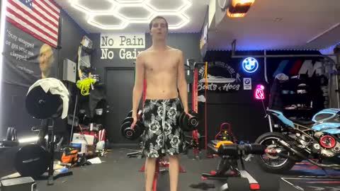 Snapshot of derekdings chatting on 12/11/24, 11:21 derekdings online show from 12/11/24, 11:21