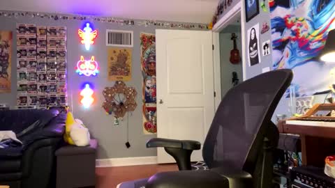 Snapshot of derekdings chatting on 09/18/25, 05:59 derekdings online show from 09/18/25, 05:59