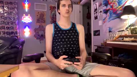 Snapshot of derekdings chatting on 10/27/25, 09:19 derekdings online show from 10/27/25, 09:19