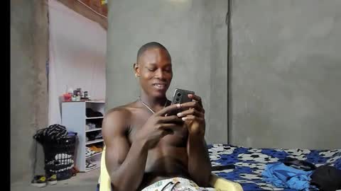 Snapshot of derekward01 chatting on 12/02/25, 10:16 DerekWard online show from 12/02/25, 10:16