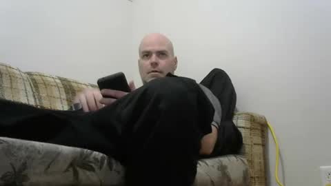 Snapshot of derf007 chatting on 01/29/25, 06:39 derf007 online show from 01/29/25, 06:39