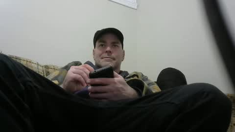 Snapshot of derf007 chatting on 02/21/25, 09:54 derf007 online show from 02/21/25, 09:54