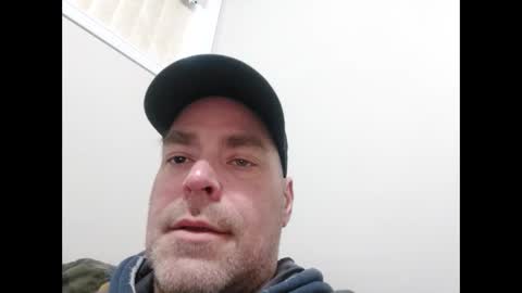 Snapshot of derf007 chatting on 02/24/25, 05:31 derf007 online show from 02/24/25, 05:31