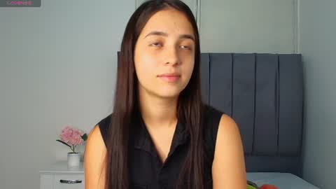 Snapshot of derly_cuervo703031 chatting on 06/12/26, 08:08 derly_cuervo703031 online show from 06/12/26, 08:08