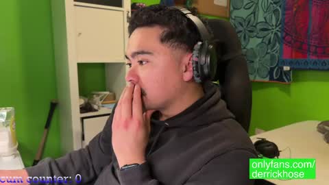 Derrick Hose online show from 01/10/25, 05:26