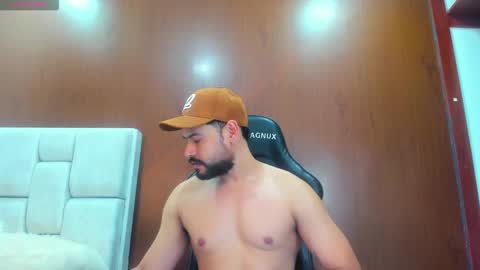 Snapshot of derrybigger_cm chatting on 03/15/26, 07:09 DerryBigger CM online show from 03/15/26, 07:09