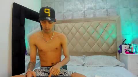 derrymeyers online show from 12/16/25, 01:21