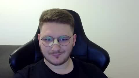 Snapshot of dervechi chatting on 12/02/25, 02:23 dervechi online show from 12/02/25, 02:23