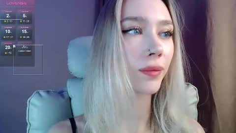 Ari online show from 10/23/25, 06:06