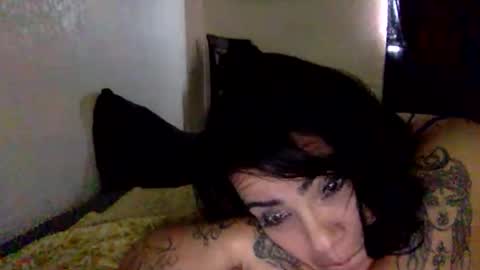 desert beauty420 online show from 04/19/26, 04:28