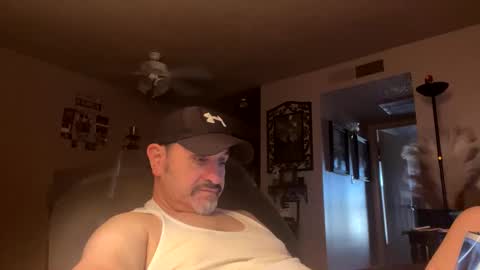 Snapshot of desertdaddy658488937437 chatting on 03/17/26, 02:53 Tony online show from 03/17/26, 02:53