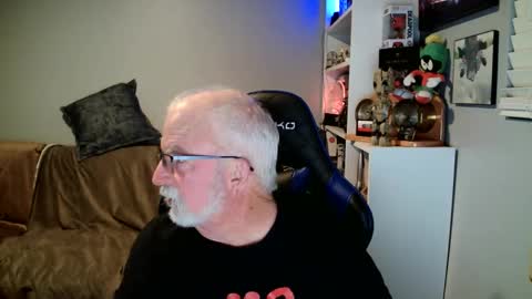 Snapshot of desertknight56 chatting on 12/04/24, 03:26 D K online show from 12/04/24, 03:26