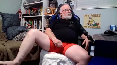 Snapshot of desertknight56 chatting on 10/23/25, 01:05 D K online show from 10/23/25, 01:05