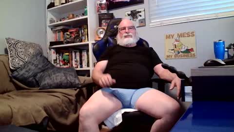 Snapshot of desertknight56 chatting on 01/18/26, 11:19 D K online show from 01/18/26, 11:19