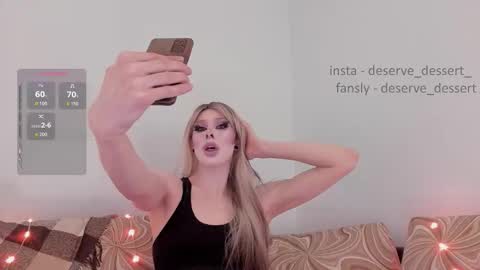 Snapshot of deserve_dessert chatting on 11/23/25, 08:08 Domi online show from 11/23/25, 08:08