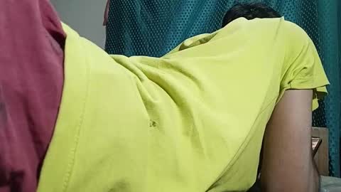 desi_boy799417 online show from 02/27/25, 11:41