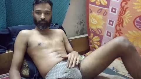 desi_boy799417 online show from 11/30/25, 05:33