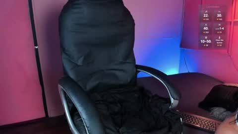 NTMY guys im a kinda desi from Medellin  online show from 05/02/26, 08:14