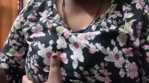 simran online show from 05/04/26, 03:57