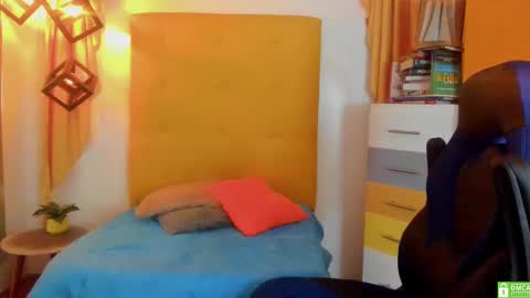 Snapshot of designturbate chatting on 02/16/25, 12:08 Designturbate online show from 02/16/25, 12:08