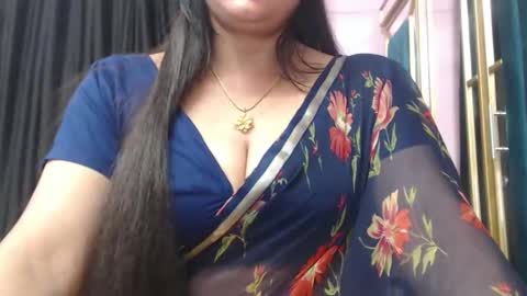 Maisa online show from 10/13/25, 04:40