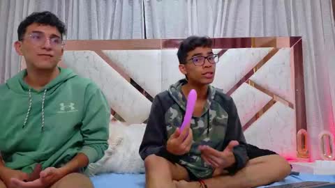 desire4duo online show from 10/25/25, 01:07