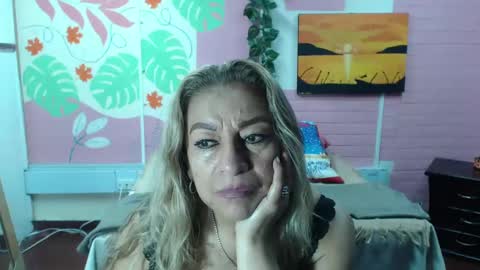 VALERIA online show from 01/06/25, 06:52