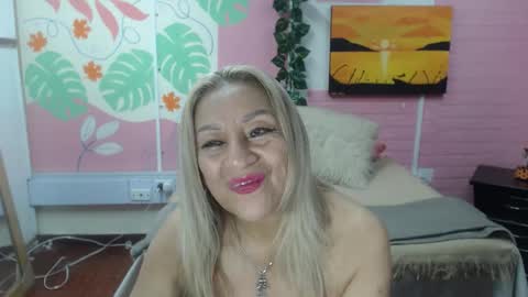 Snapshot of desire_latin chatting on 04/21/26, 03:50 VALERIA online show from 04/21/26, 03:50