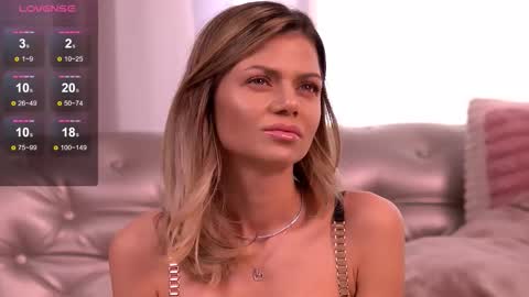 Snapshot of desiredmia_ chatting on 02/20/26, 06:26 Mia online show from 02/20/26, 06:26