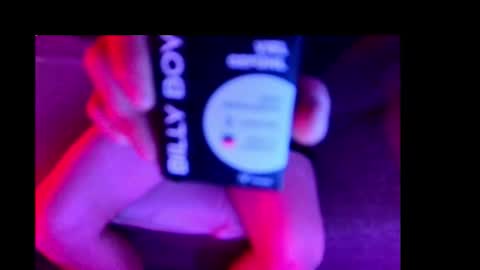 Snapshot of desiredsnack chatting on 09/30/25, 01:43 lecram online show from 09/30/25, 01:43